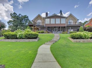 921 Yancey Rd, Covington, GA 30014