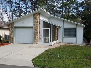 100 Chinaberry Cir, Homosassa, FL 34446