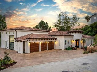 472 Arroyo Dr, Encinitas, CA 92024