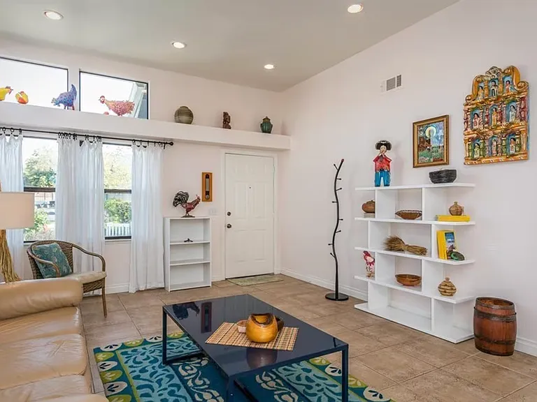 955 Felicia Way — Photo 11