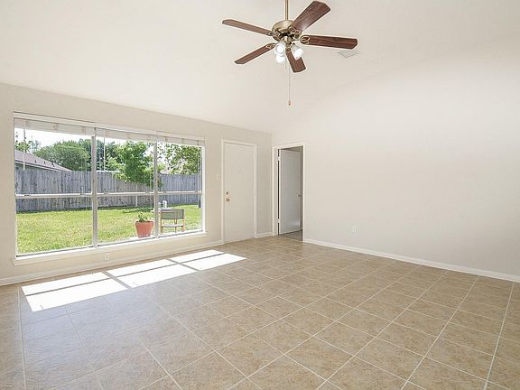 5th image of 22819 Pebworth Pl