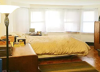 Rented by Warburg