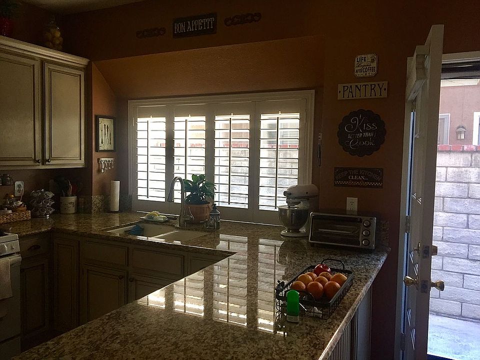 2nd image of 28529 Avocado Pl