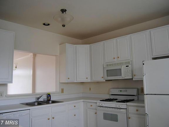 2nd image of 403 Hatchers Run Ct