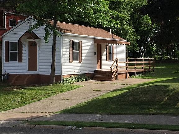 2nd image of 2903 Burton Ave