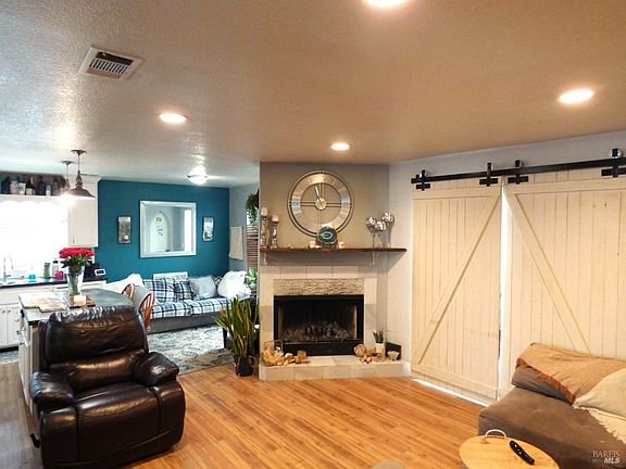 3rd image of 75 Buena Vista Avenue
