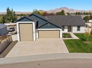 2508 E Crooked Creek St, Emmett, ID 83617