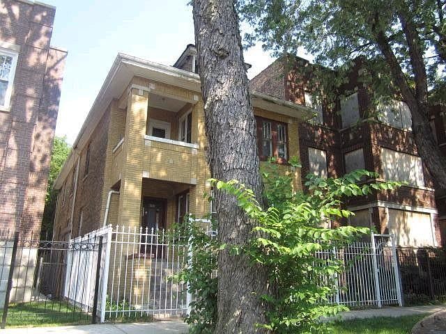 2nd image of 6153 S Washtenaw Ave