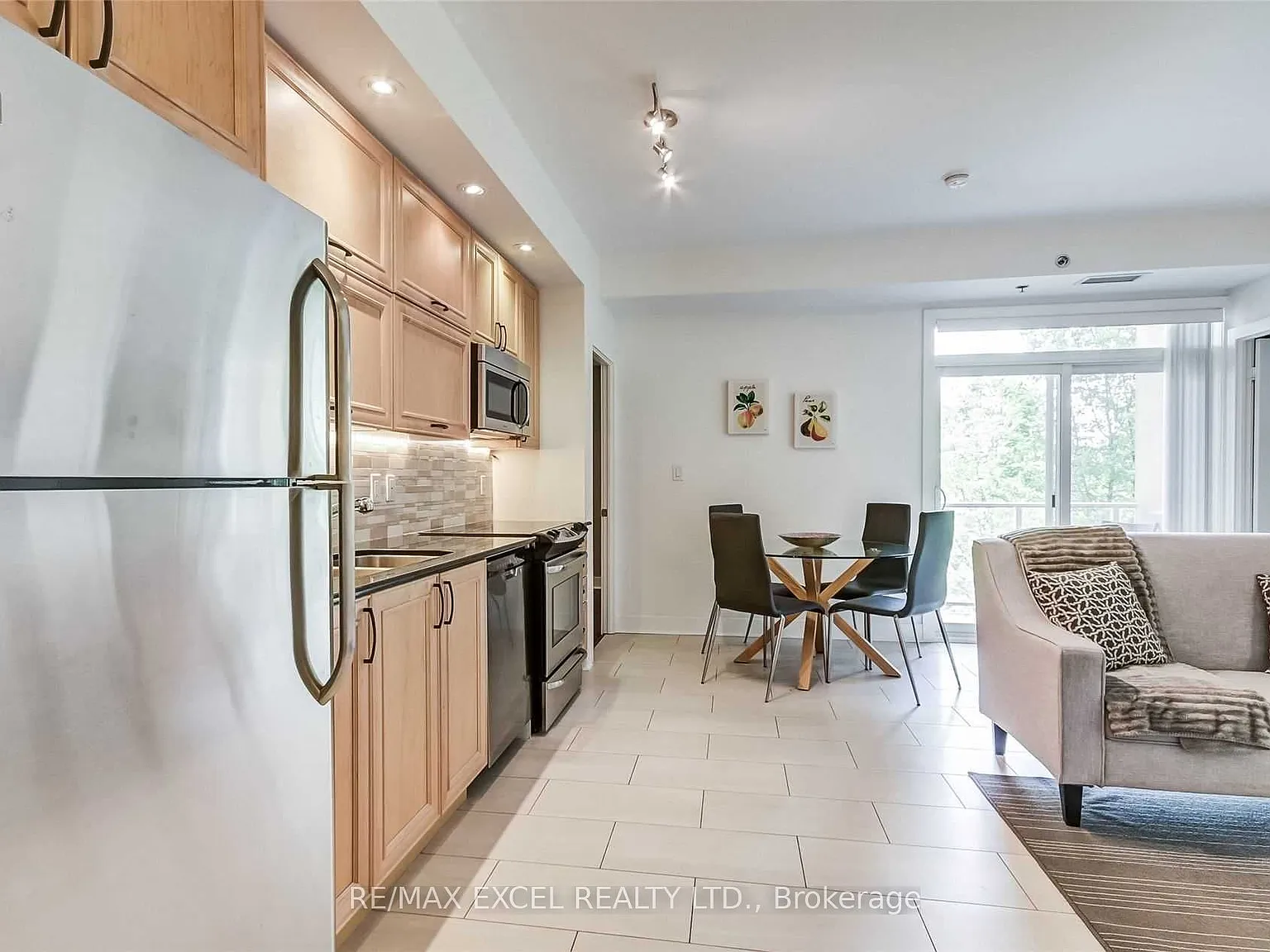 2 bed, $2,800 — Photo 4