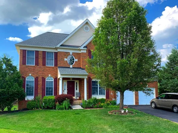 43679 Lucketts Bridge Cir, Ashburn, VA 20148