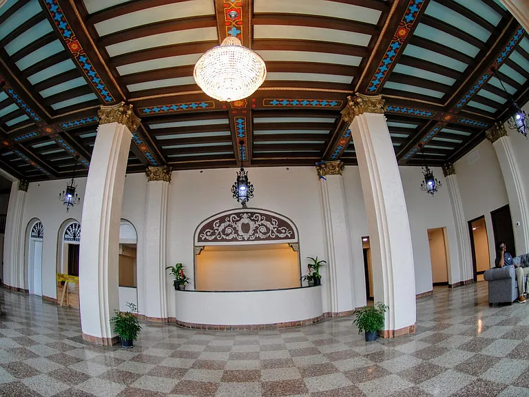 Laguna Lofts — Photo 39