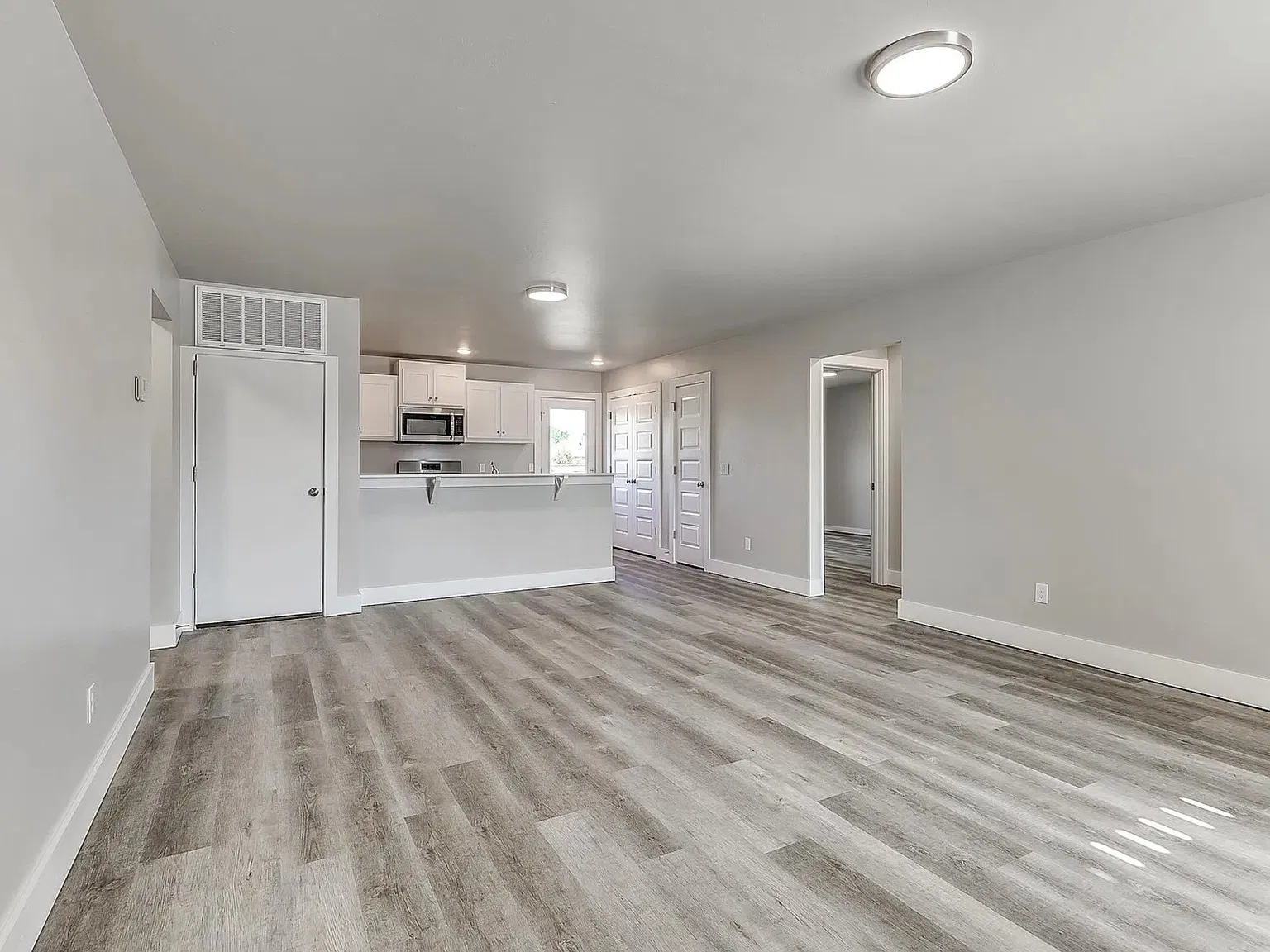 1101 Fretz Ave — Photo 4