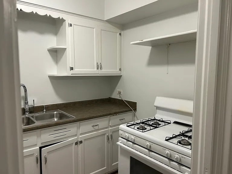 1305 N Harlem Ave #10 — Photo 7
