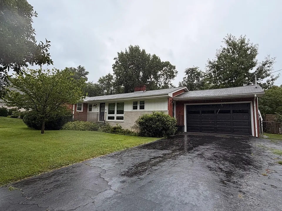 142 Hills Ave