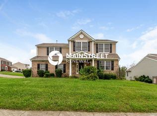 11912 Longview Farm Dr, Louisville, KY 40299