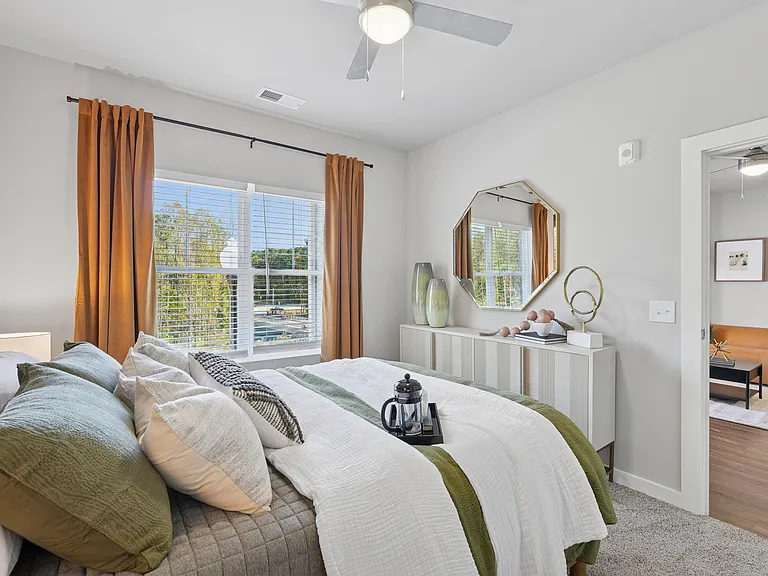 The SoHo Luxury Apartments — Photo 17