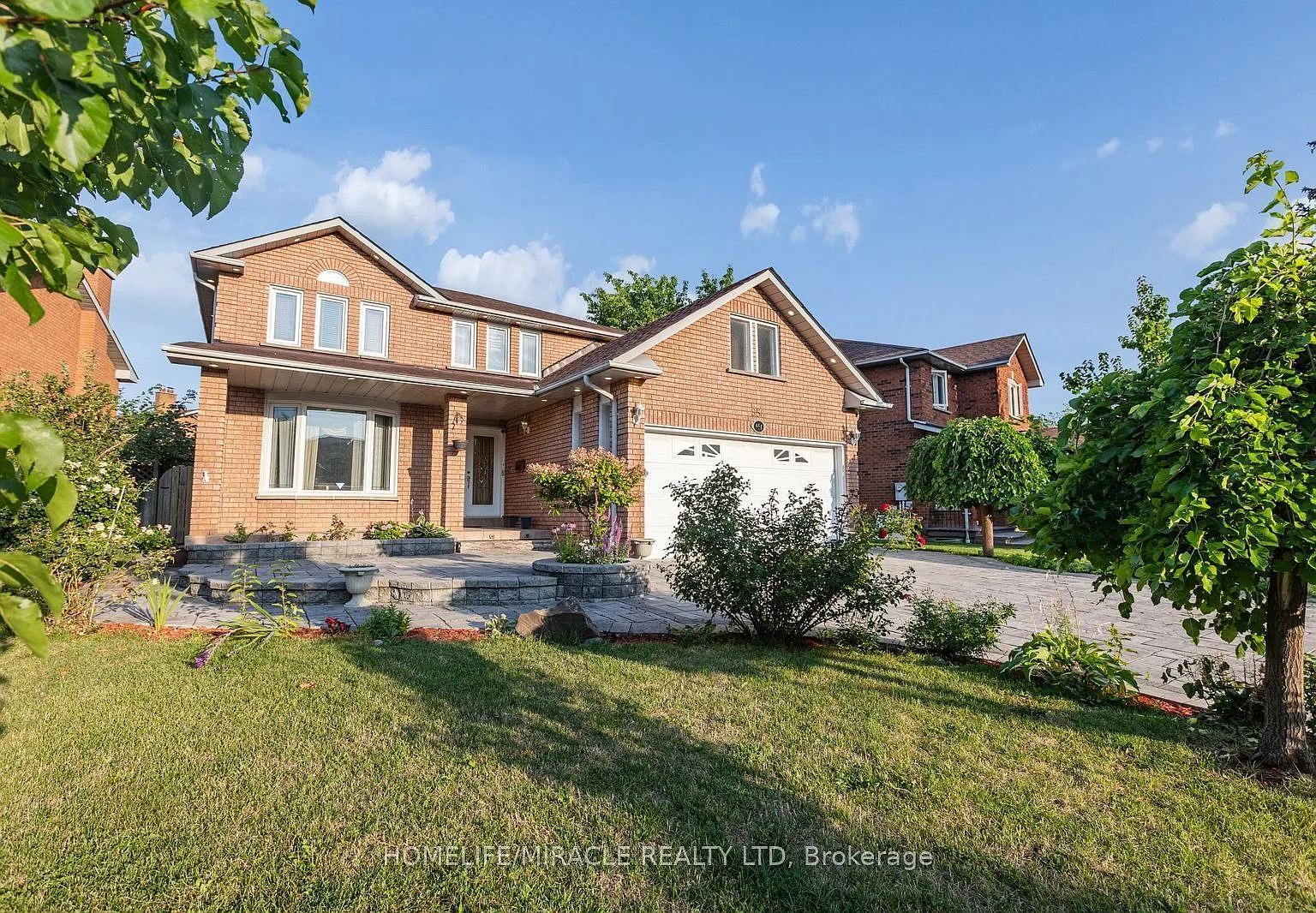 5 bed, $4,300 — Photo 1