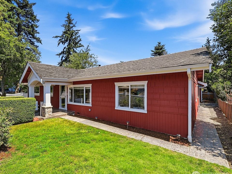 1st image of 10032 30th Avenue SW