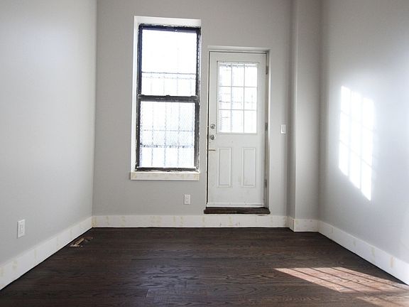 4th image of 183 Stanhope St #1D