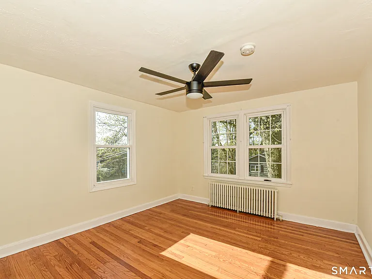 146 Warsaw St — Photo 8