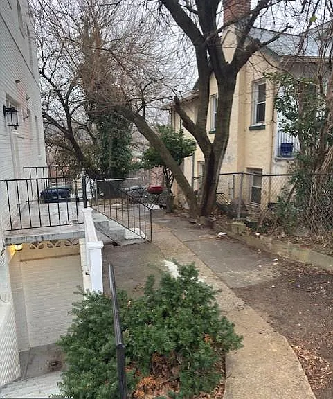 4253 Brooks St NE #1 — Photo 21