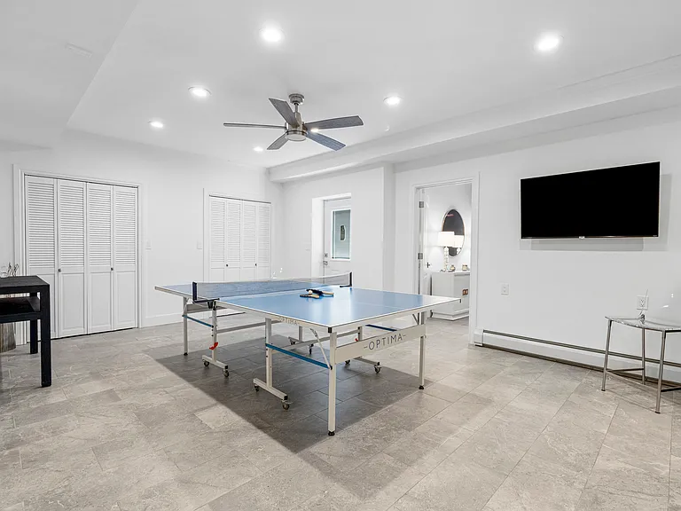 16 Hilltop Dr — Photo 26