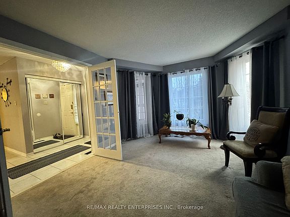 5th image of 67 Castlehill Rd