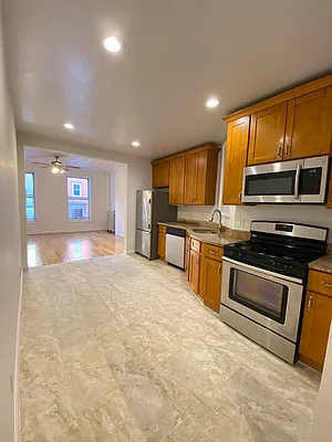 Rented by Oak Tree LLC | media 16