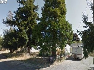 345 S 38th St, Springfield, OR 97478