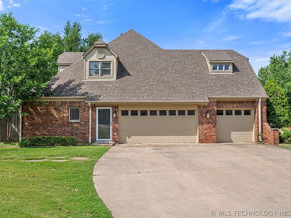 3rd image of 2508 Kingston Dr