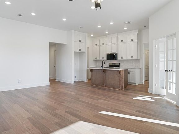 5th image of 17604 Horne Ln