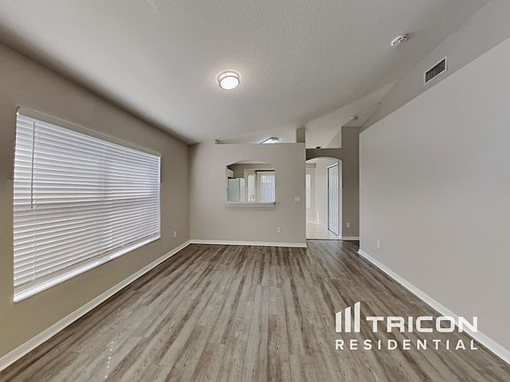3rd image of 10454 Blackmore Dr