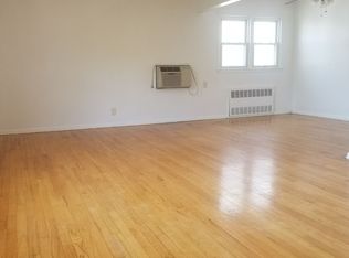 77-34 162nd St #2, Fresh Meadows, NY 11366
