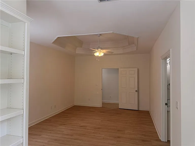 325 North Ct — Photo 14