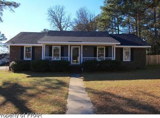 948 Winterberry Dr, Fayetteville, NC 28314