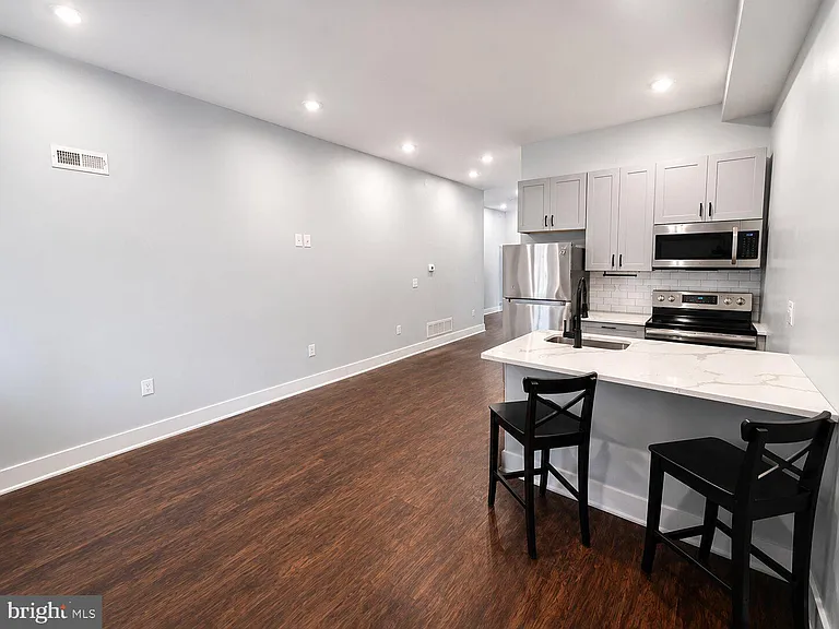 3213 W Susquehanna Ave #1 — Photo 6