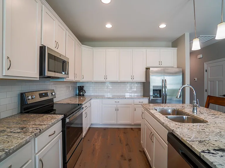 112 Deer Brook Dr #B — Photo 12