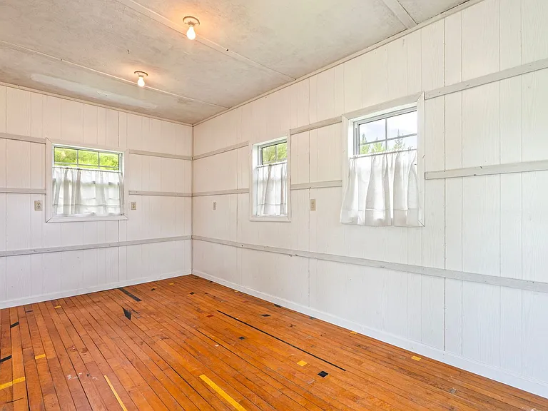 936 Girls Ranch Rd — Photo 33
