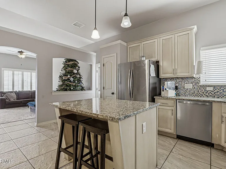 3853 Loma Brisa Dr — Photo 10