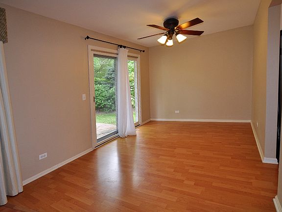 5th image of 940 Cooper Ct