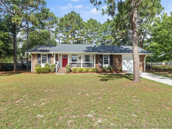 5736 Archer Rd, Hope Mills, NC 28348