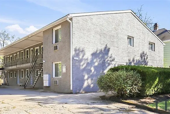 2 bed, 656 sqft, $975 — Photo 3