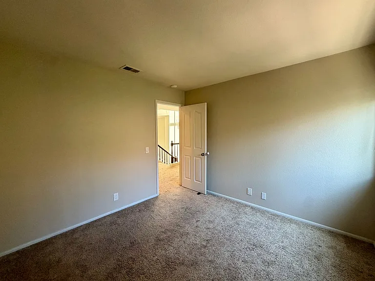 3366 Waterford Dr — Photo 43