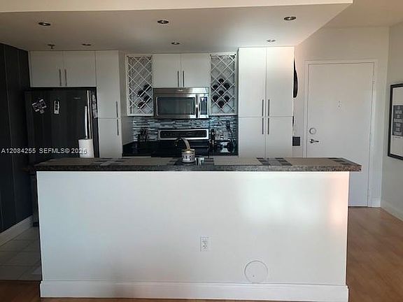 3rd image of 1401 SW 22nd St APT 1103