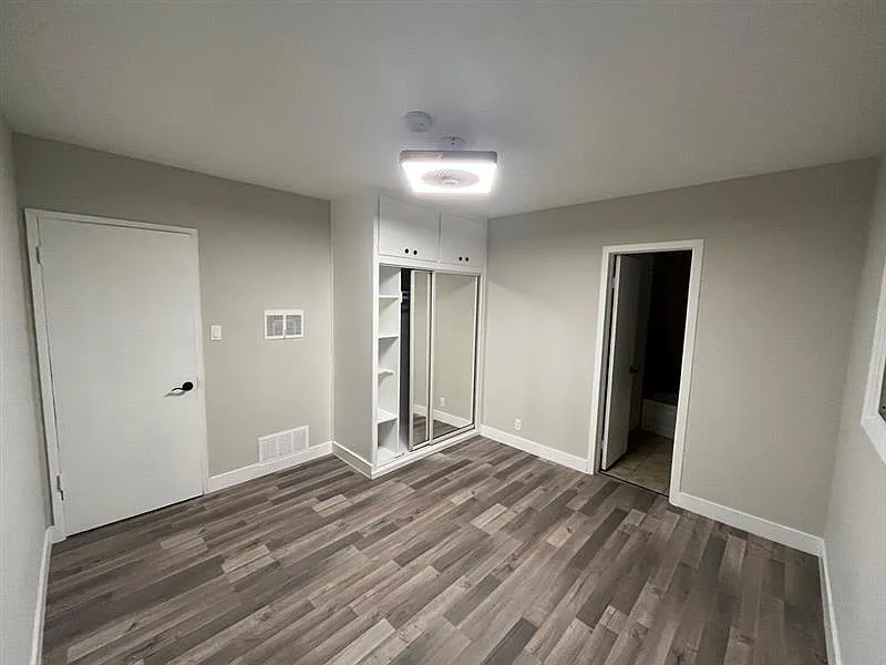 1 bed, 500 sqft, $1,900 — Photo 4