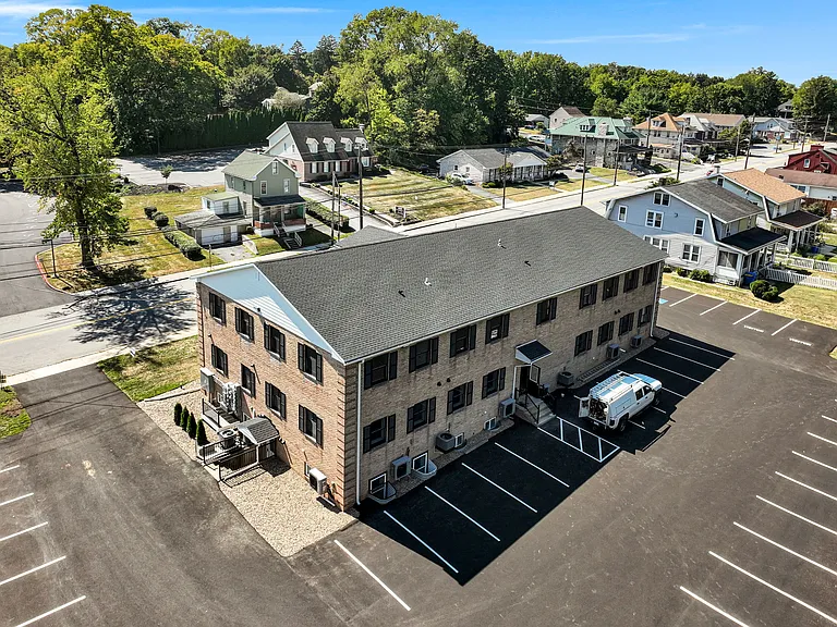 1309 Bridge St #E — Photo 33
