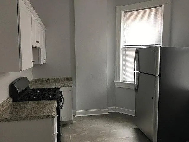 223 W Hill St #1 — Photo 5