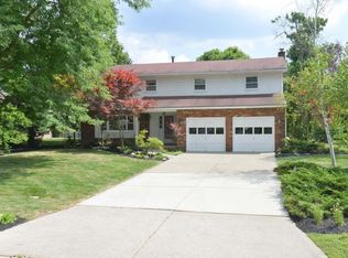 1287 Beechlake Dr, Columbus, OH