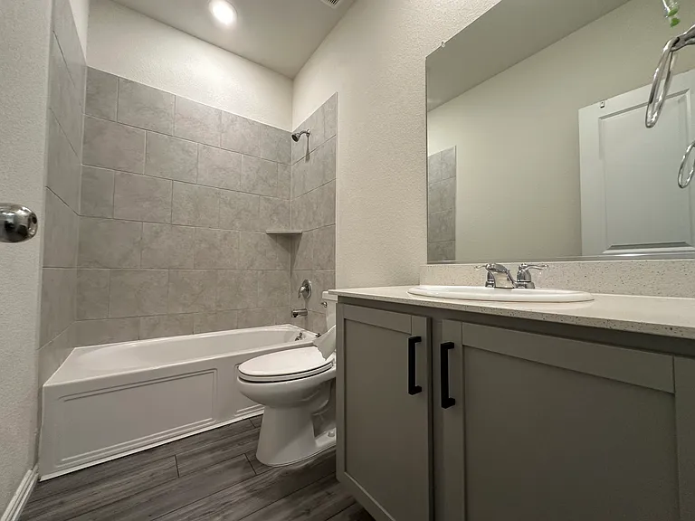 404 Pepperbark Ave — Photo 7