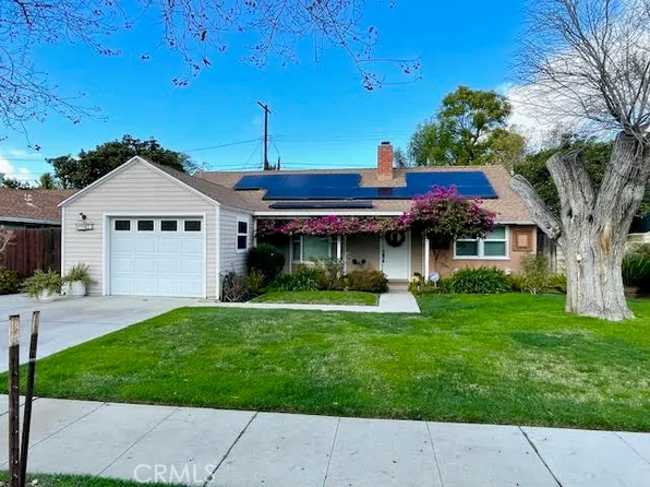 17407 Cantara St, Northridge, CA 91325